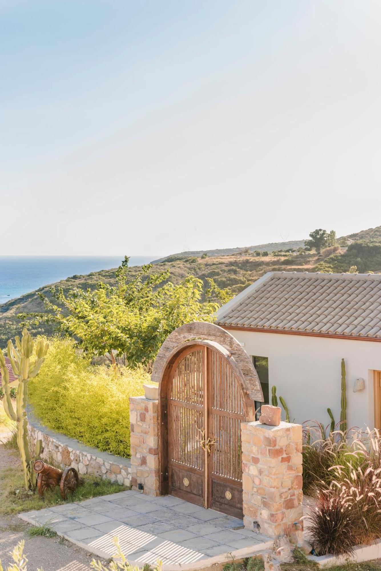 Spathes Suites Kefalonia - Luxury Suites Ratzaklíon 외부 사진